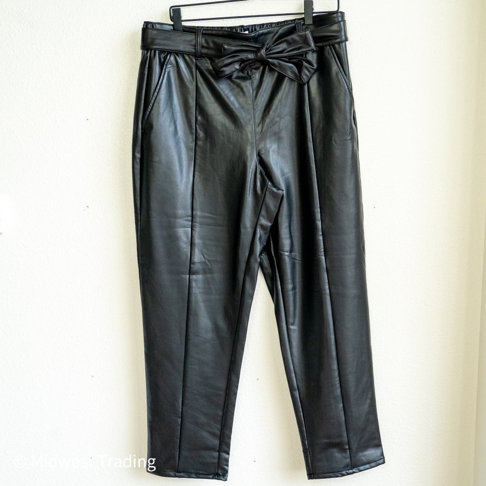 Loft Outlet Women's High Rise Straight Faux Leather Pull On Pants